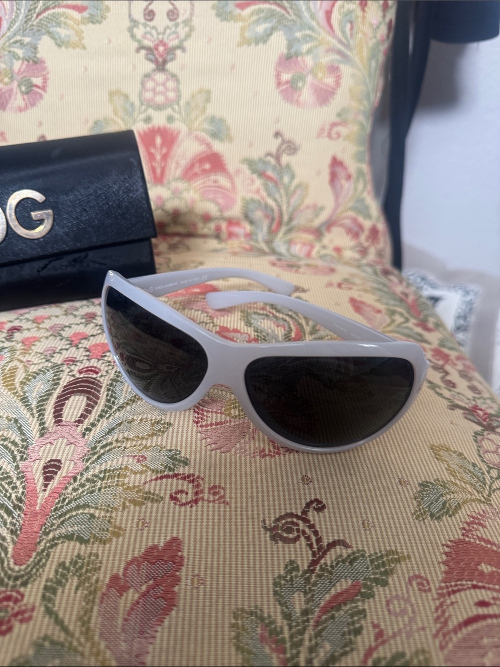 Dolce & Gabbana White Cat-Eye Sunglasses with Black Lenses- never worn